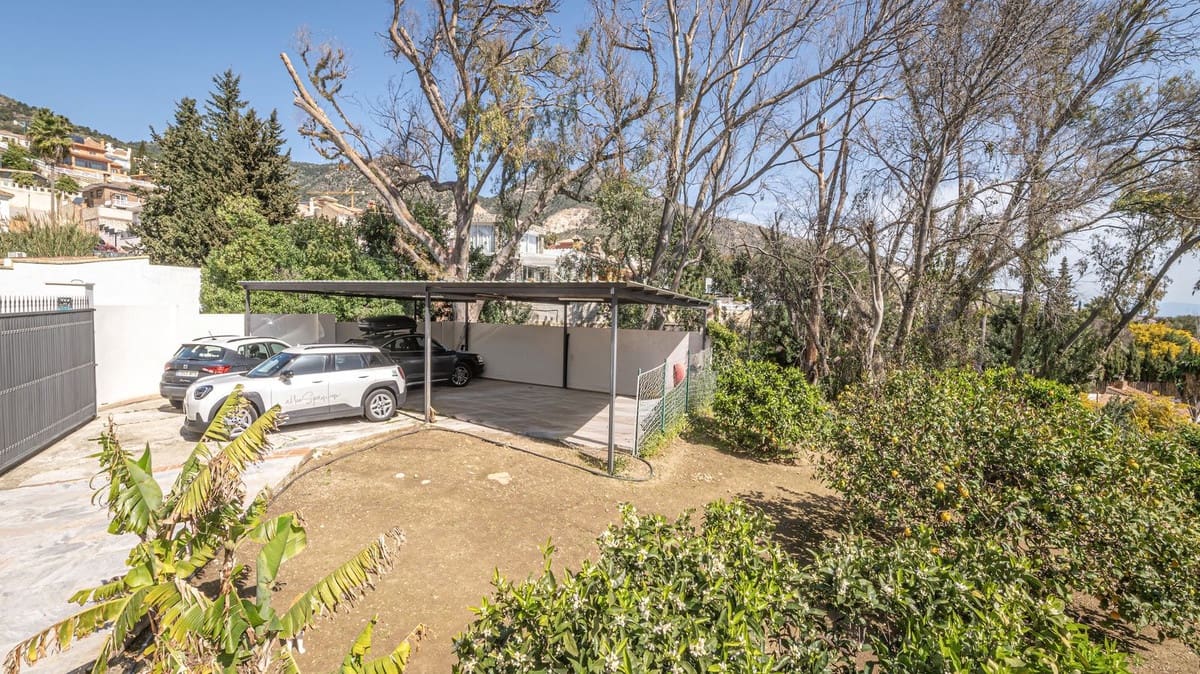 4 soveværelse Villa til salg i Benalmadena med garage - € 1.550.000 (Ref: 9705064)