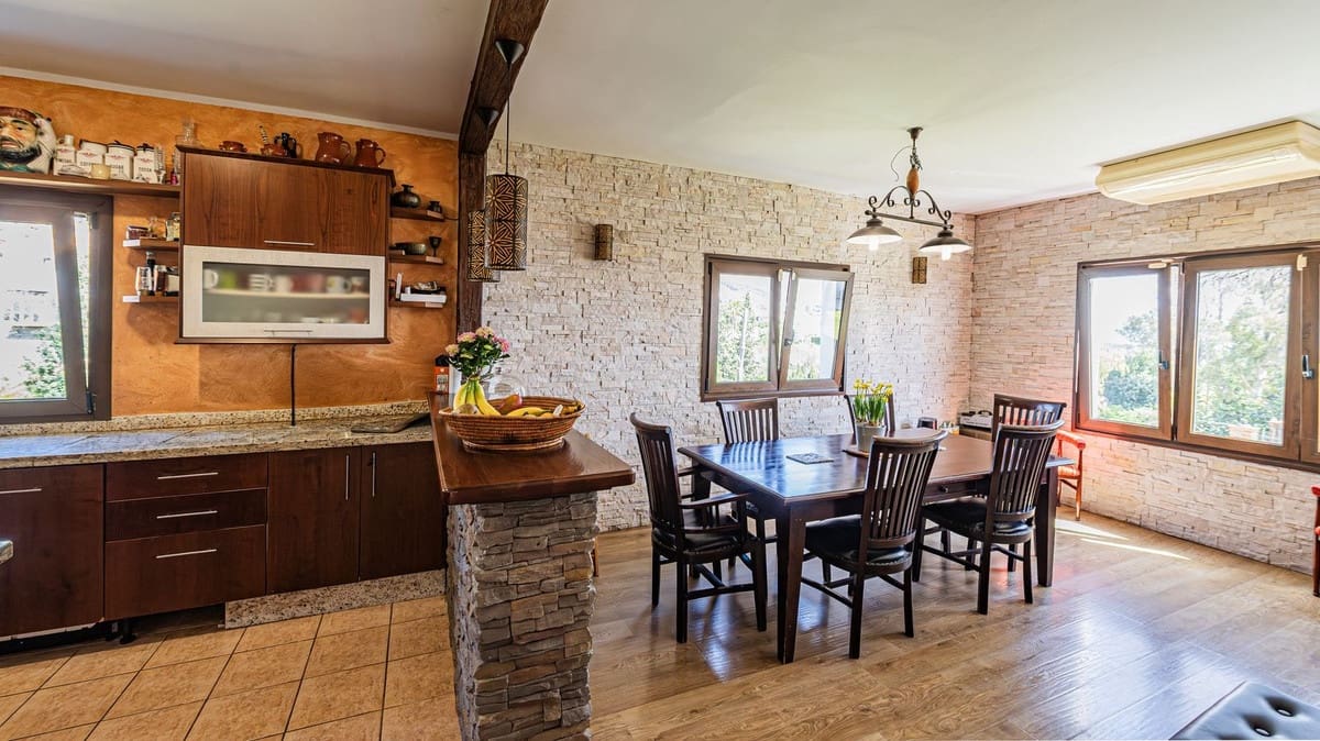 4 soveværelse Villa til salg i Benalmadena med garage - € 1.550.000 (Ref: 9705064)