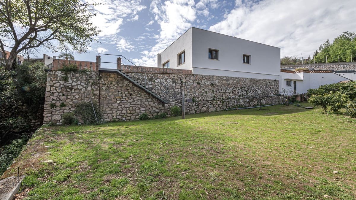 4 soveværelse Villa til salg i Benalmadena med garage - € 1.550.000 (Ref: 9705064)