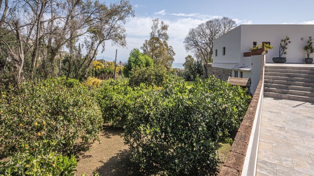 4 soveværelse Villa til salg i Benalmadena med garage - € 1.550.000 (Ref: 9705064)