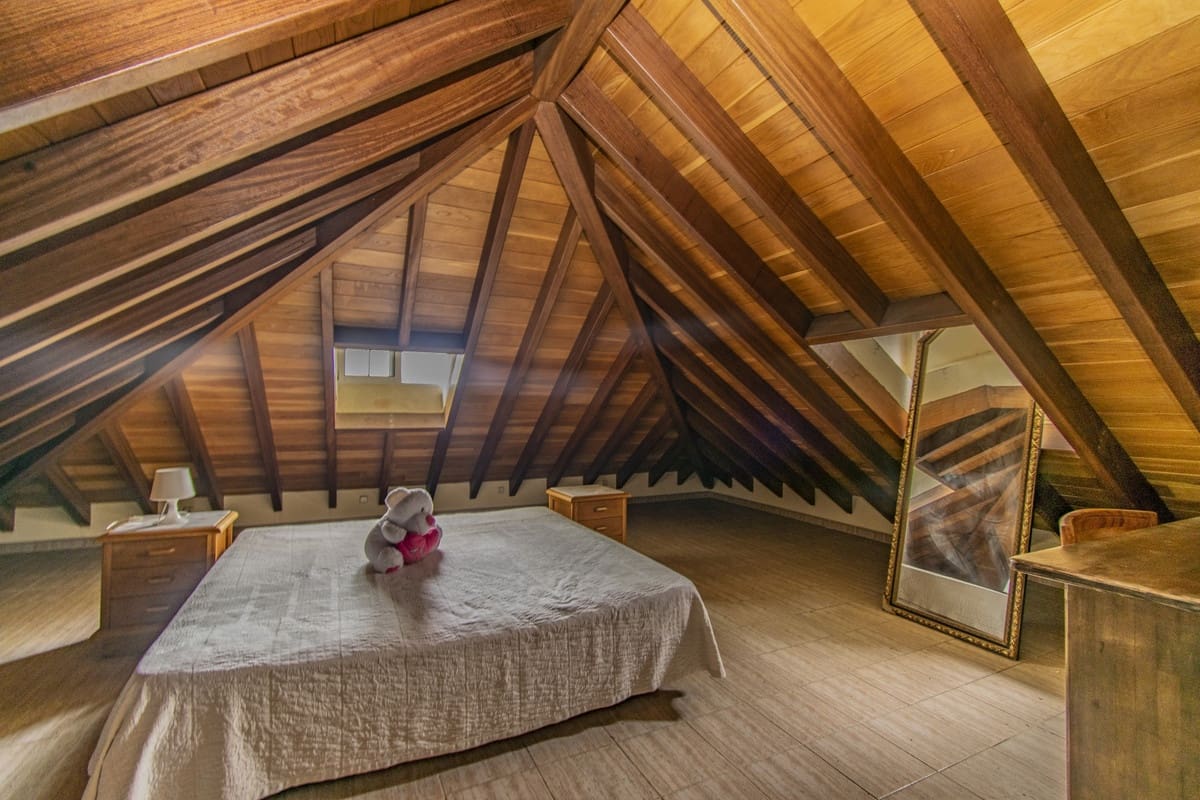 Chalet de 4 habitaciones en San Pedro de Alcantara en venta - 1.595.000 € (Ref: 9705069)