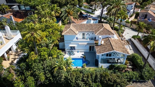 3 chambre Villa/Maison à vendre à Marbesa, Marbella avec piscine garage - 1 595 000 € (Ref: 9705070)