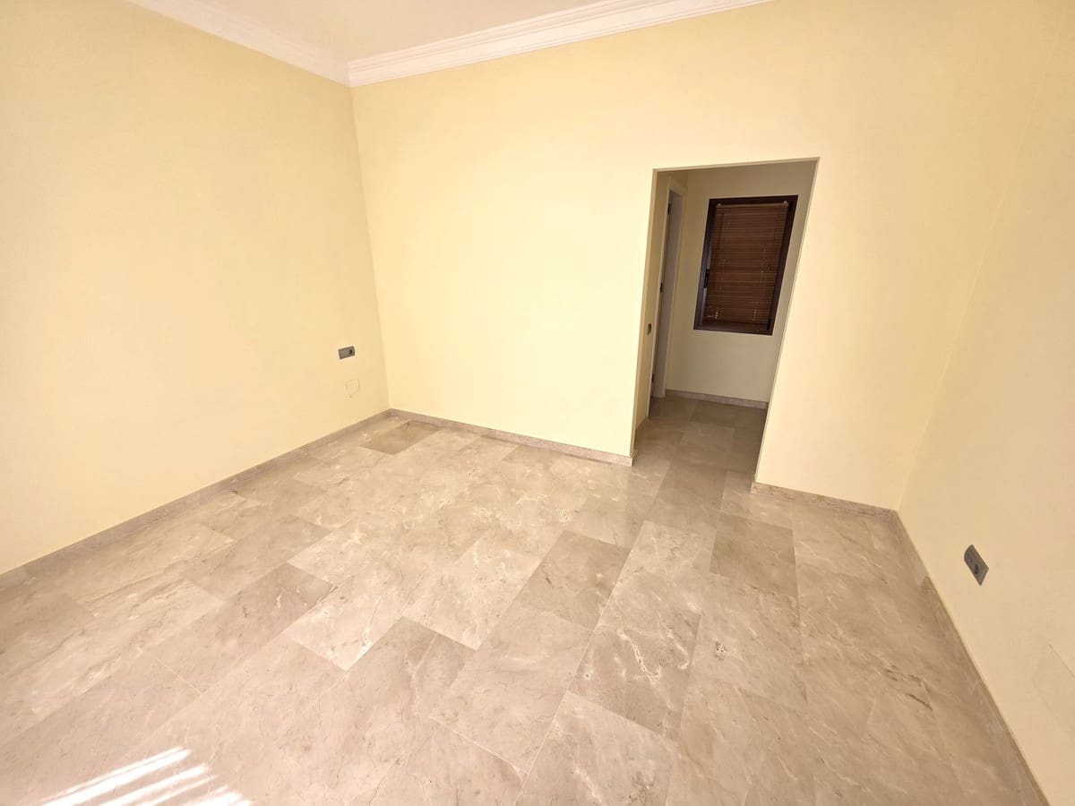 4 soverom Villa til salgs i Marbella med svømmebasseng garasje - € 1 600 000 (Ref: 9705072)