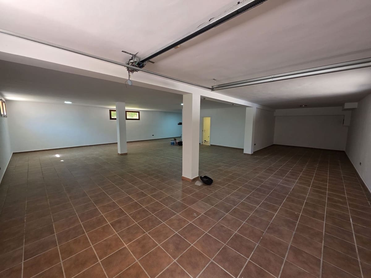 4 soverom Villa til salgs i Marbella med svømmebasseng garasje - € 1 600 000 (Ref: 9705072)