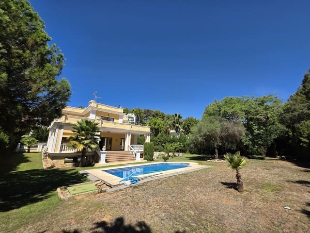 4 Zimmer Villa zu verkaufen in Romana Playa, Marbella mit Pool Garage - 1.600.000 € (Ref: 9705072)