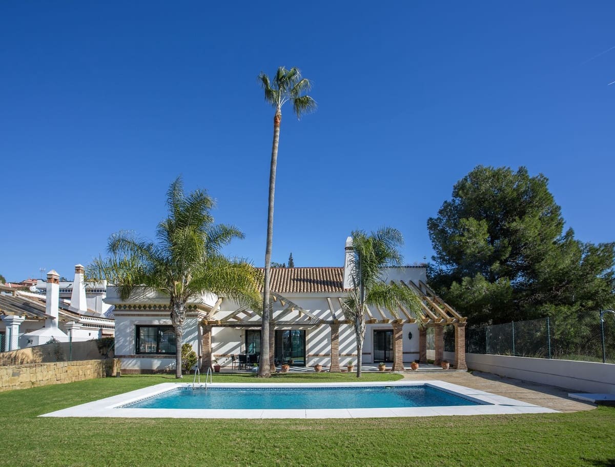 5 soveværelse Villa til salg i Mijas Golf med swimmingpool - € 1.600.000 (Ref: 9705074)