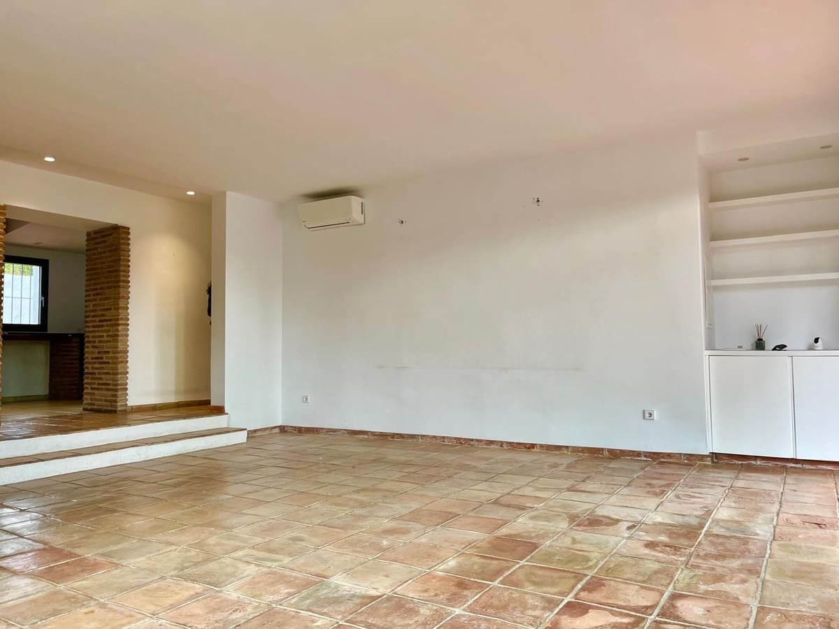 3 camera da letto Villa in vendita in Marbella con piscina garage - 1.680.000 € (Rif: 9705077)