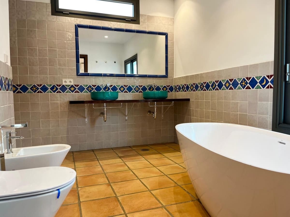 3 camera da letto Villa in vendita in Marbella con piscina garage - 1.680.000 € (Rif: 9705077)