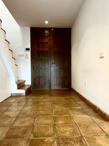 3 soveværelse Villa til salg i Ricardo Soriano, Marbella med swimmingpool garage - € 1.680.000 (Ref: 9705077)