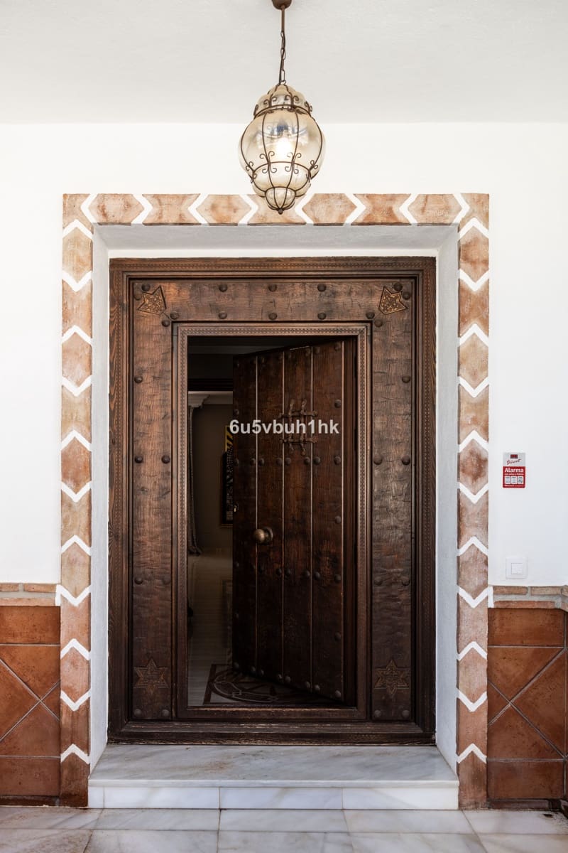 4 camera da letto Villa in vendita in San Pedro de Alcantara con piscina garage - 1.695.000 € (Rif: 9705079)
