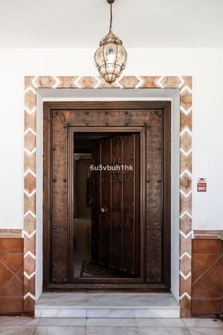 4 camera da letto Villa in vendita in San Pedro de Alcántara Pueblo, Marbella con piscina garage - 1.695.000 € (Rif: 9705079)