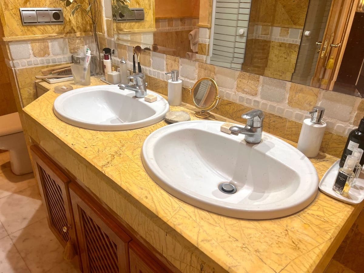 Casa de 3 habitaciones en Golden Mile en venta con piscina - 1.695.000 € (Ref: 9705080)