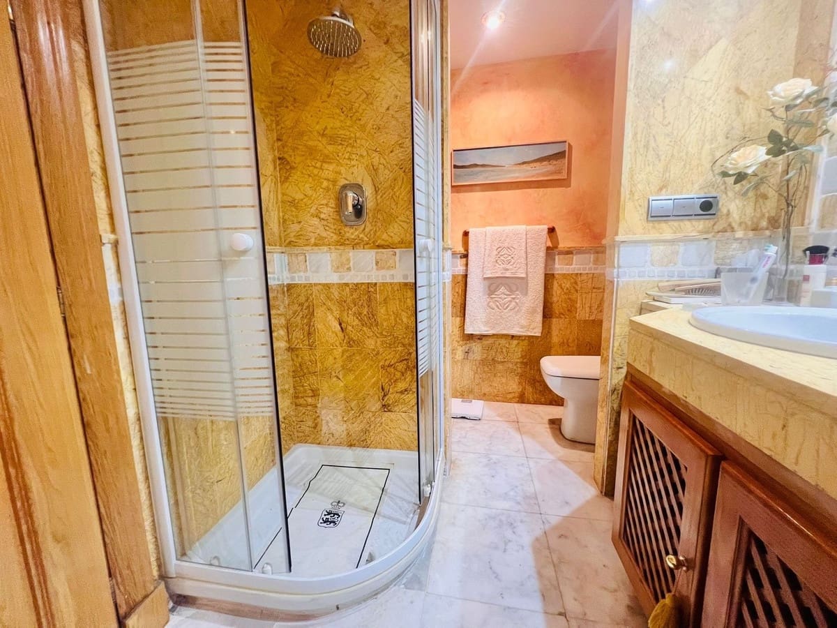 3 bedroom Townhouse for sale in Golden Mile with pool - € 1,695,000 (Ref: 9705080)