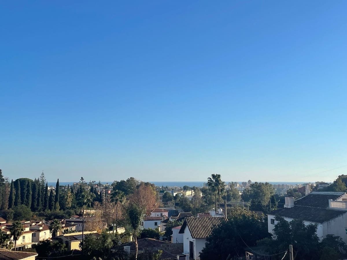 Chalet de 4 habitaciones en Mijas en venta con piscina - 1.750.000 € (Ref: 9705082)