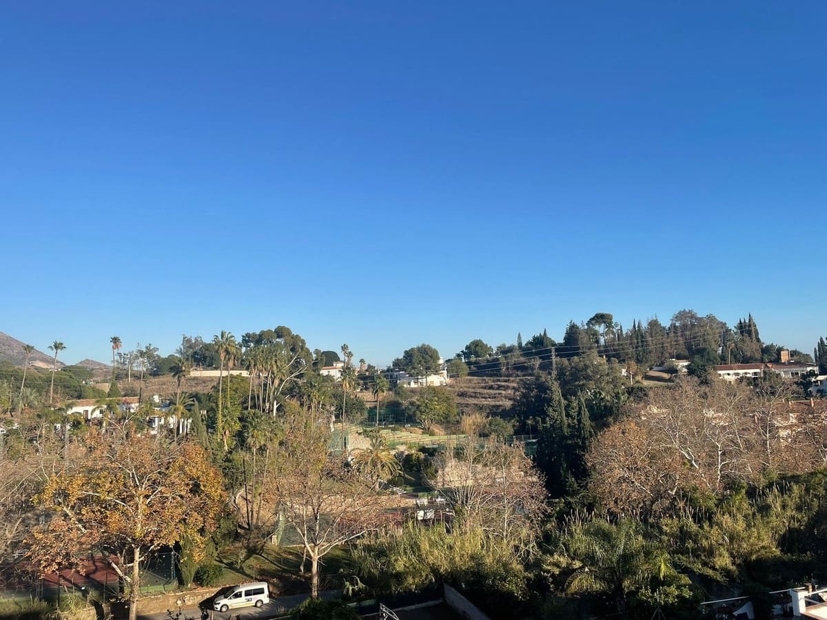 Chalet de 4 habitaciones en Mijas en venta con piscina - 1.750.000 € (Ref: 9705082)