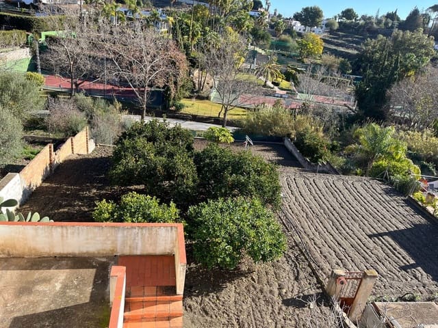 Chalet de 4 habitaciones en Mijas pueblo, Mijas en venta con piscina - 1.750.000 € (Ref: 9705082)