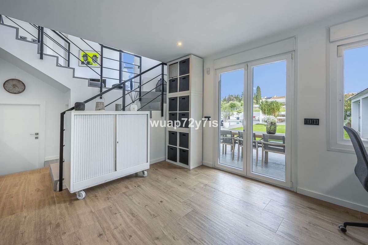 4 soverom Villa til salgs i Guadalmina med svømmebasseng - € 1 750 000 (Ref: 9705083)