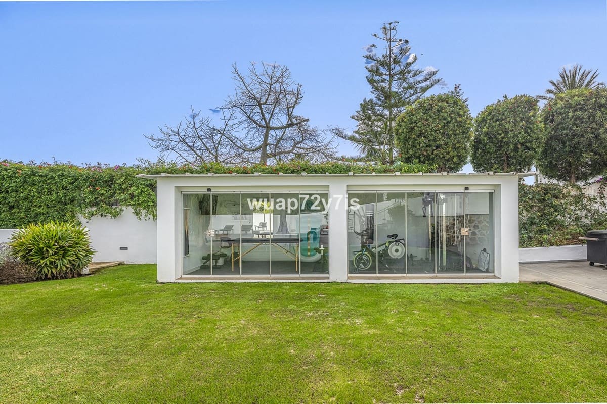 4 soverom Villa til salgs i Guadalmina med svømmebasseng - € 1 750 000 (Ref: 9705083)