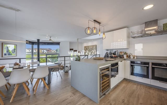 4 camera da letto Villa in vendita in Guadalmina Alta, Marbella con piscina - 1.650.000 € (Rif: 9705083)