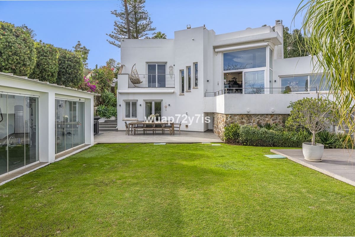 4 soverom Villa til salgs i Guadalmina med svømmebasseng - € 1 650 000 (Ref: 9705083)