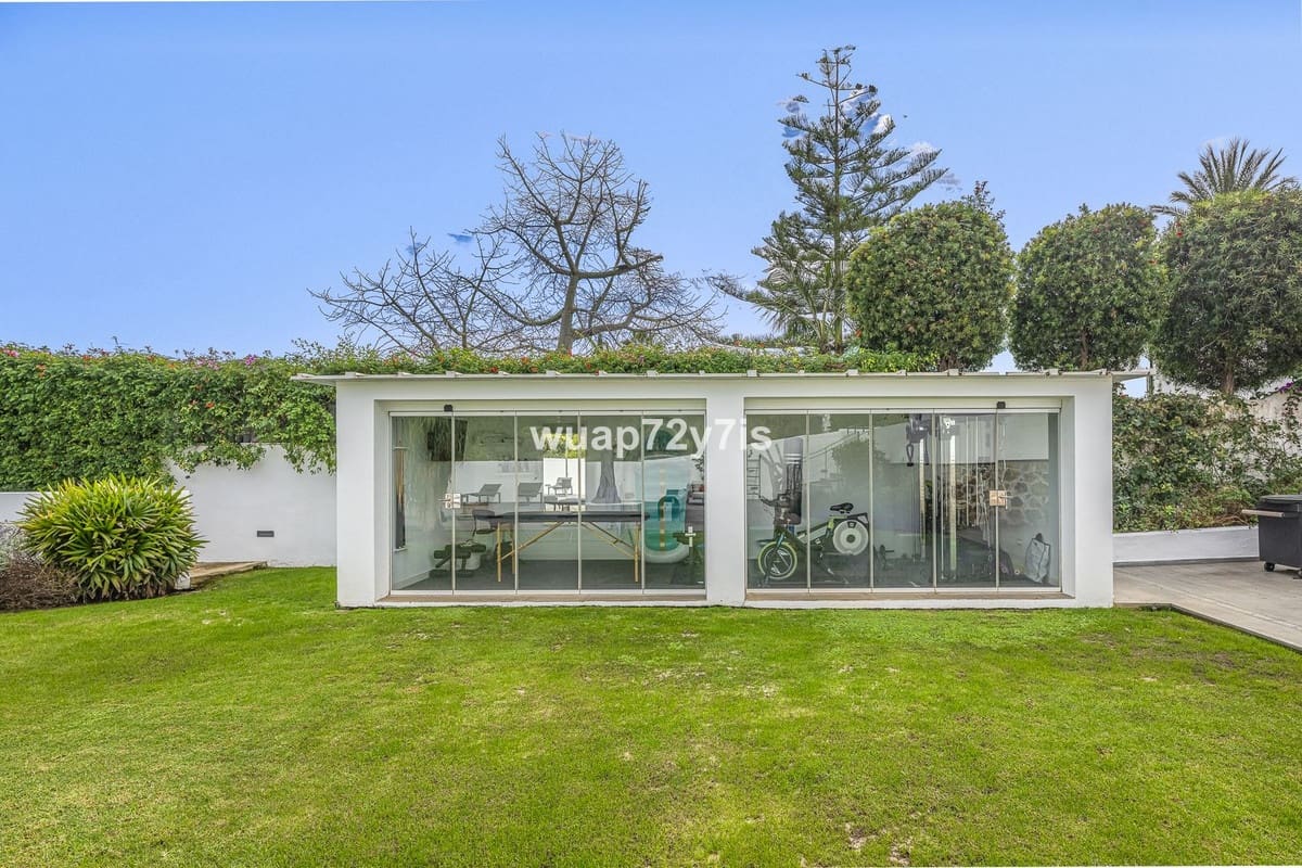 4 soverom Villa til salgs i Guadalmina med svømmebasseng - € 1 650 000 (Ref: 9705083)