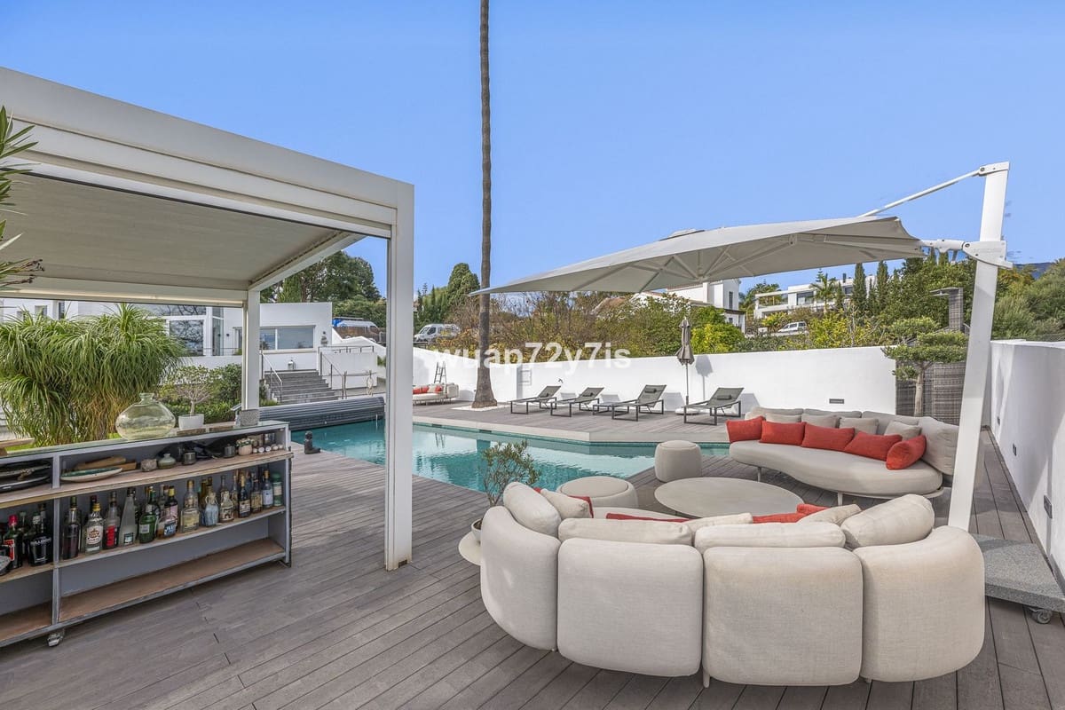 4 soverom Villa til salgs i Guadalmina med svømmebasseng - € 1 650 000 (Ref: 9705083)