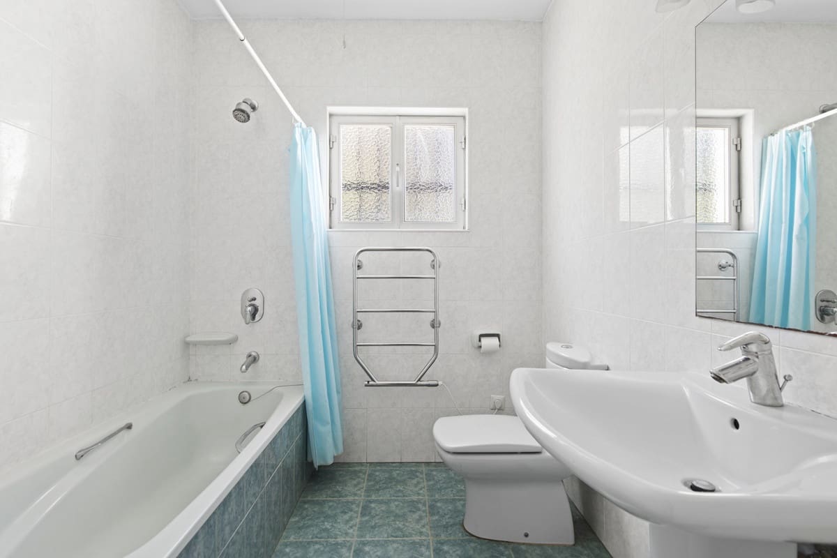 Chalet de 3 habitaciones en Guadalmina en venta - 1.800.000 € (Ref: 9705086)