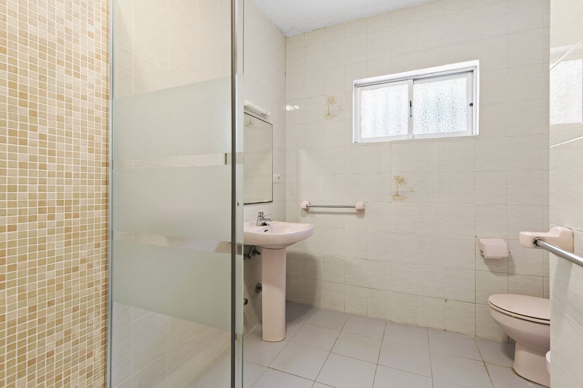 Chalet de 3 habitaciones en Guadalmina en venta - 1.800.000 € (Ref: 9705086)