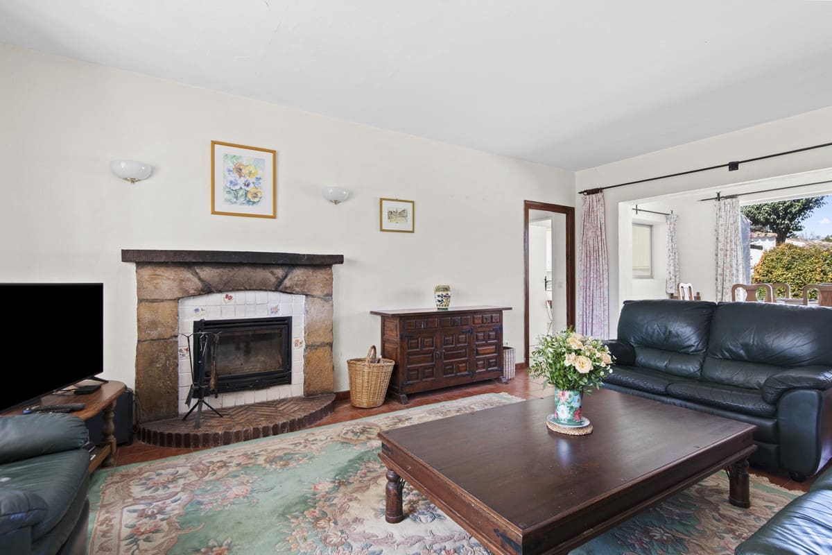 3 bedroom Villa for sale in Guadalmina - € 1,595,000 (Ref: 9705086)