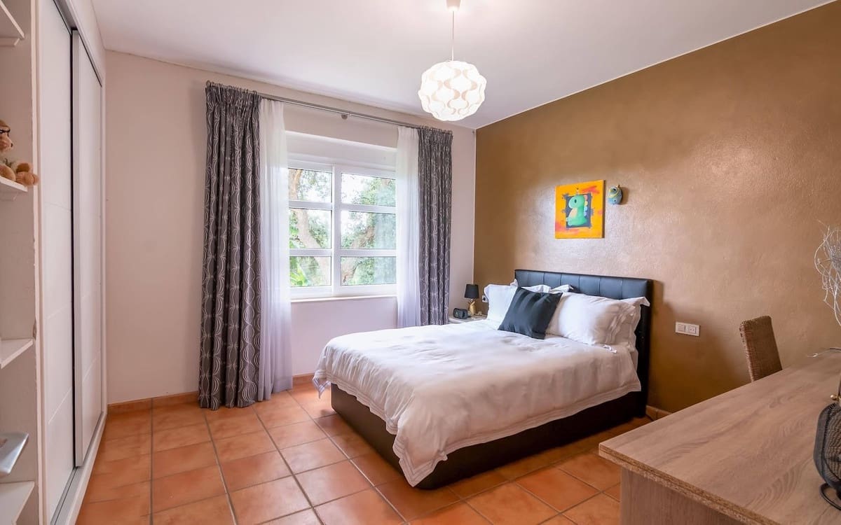 6 slaapkamer Villa te koop in Sotogrande met zwembad - € 1.850.000 (Ref: 9705088)