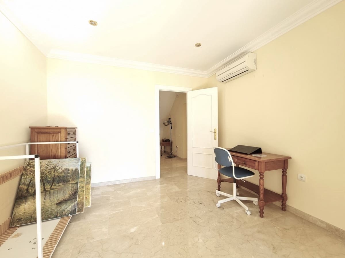 5 soverom Villa til salgs i Benalmadena med svømmebasseng - € 1 890 000 (Ref: 9705090)