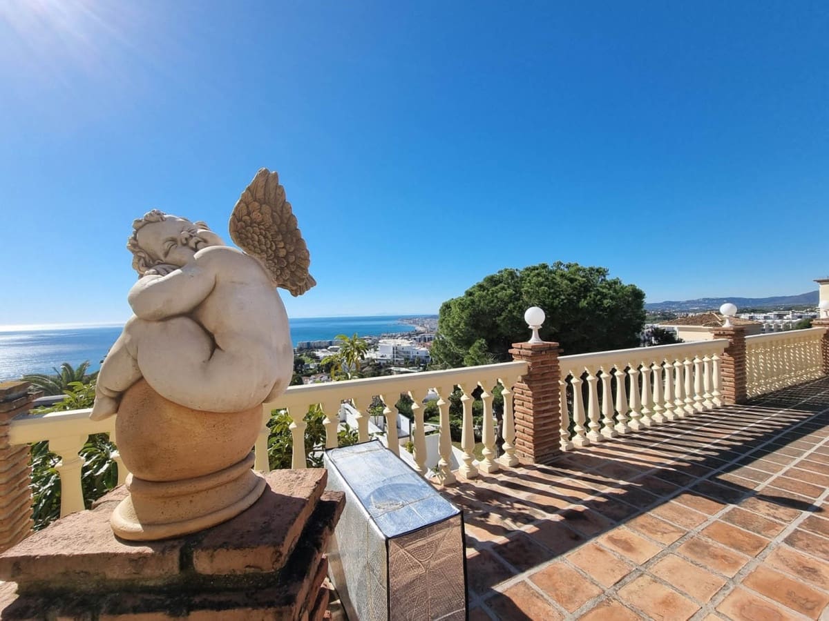 5 soverom Villa til salgs i Benalmadena med svømmebasseng - € 1 890 000 (Ref: 9705090)