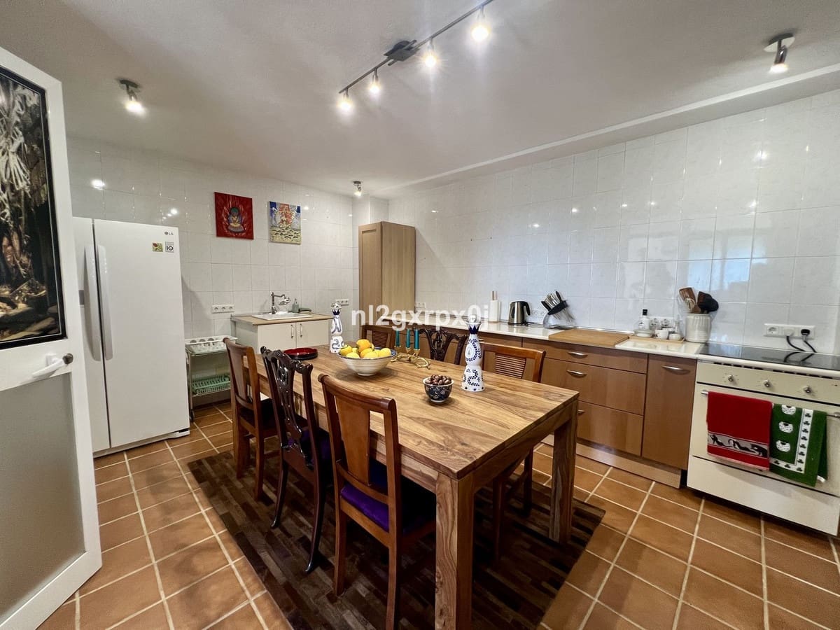 5 camera da letto Villa in vendita in Marbella - 1.975.000 € (Rif: 9705091)