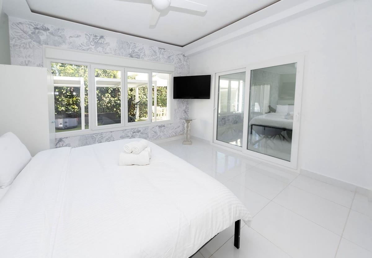 6 soveværelse Villa til salg i Benalmadena med swimmingpool garage - € 1.595.000 (Ref: 9705092)