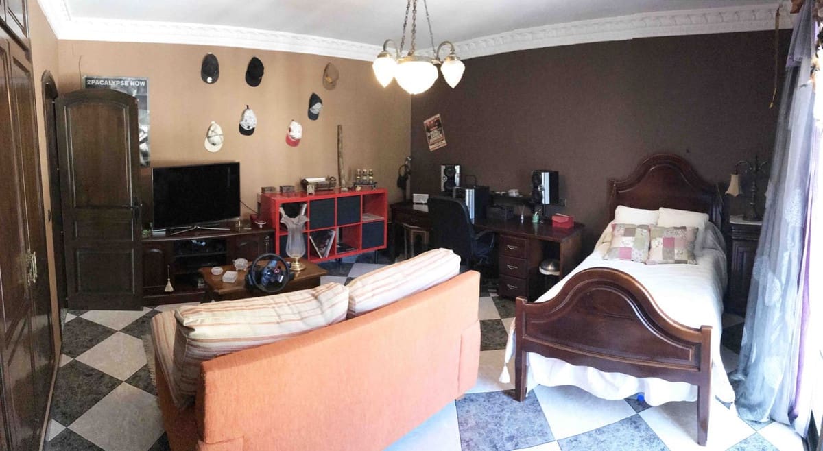 4 slaapkamer Villa te koop in Mijas - € 1.820.000 (Ref: 9705094)