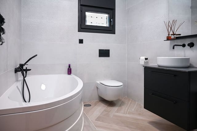 4 camera da letto Villa in vendita in Alhaurín de la Torre con piscina - 949.000 € (Rif: 9705096)