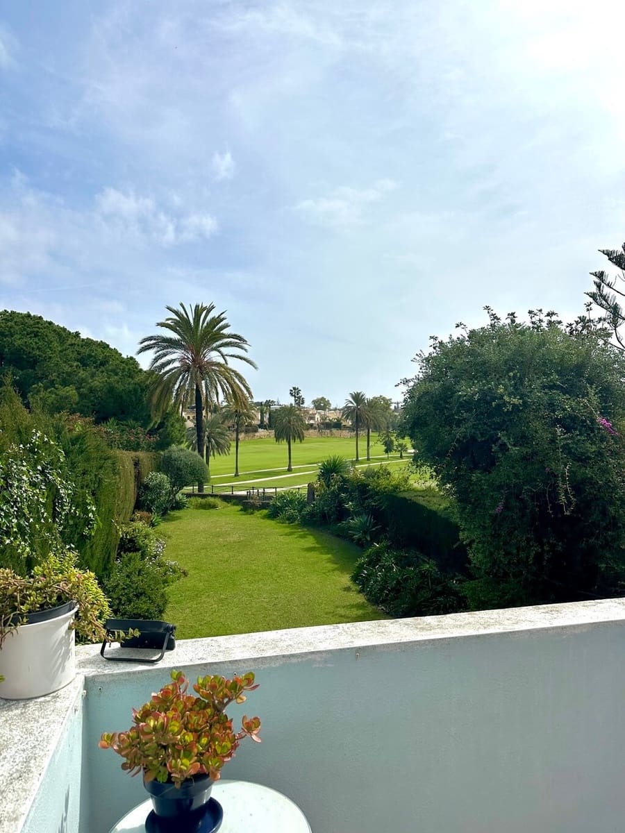 3 bedroom Villa for sale in Guadalmina - € 947,000 (Ref: 9705099)