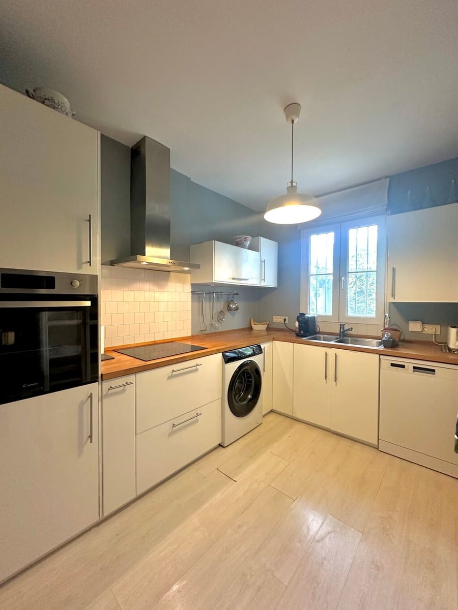 3 bedroom Villa for sale in Guadalmina - € 947,000 (Ref: 9705099)