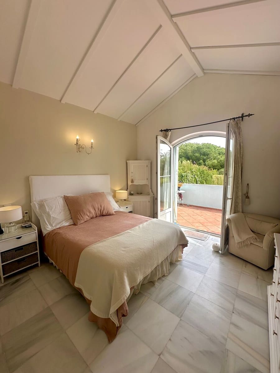 3 bedroom Villa for sale in Guadalmina - € 947,000 (Ref: 9705099)