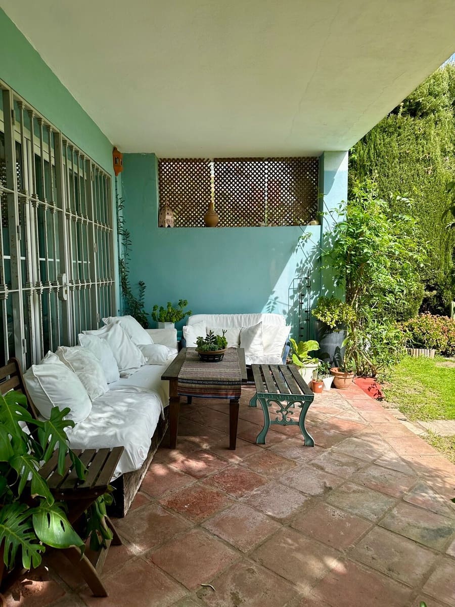 3 bedroom Villa for sale in Guadalmina - € 947,000 (Ref: 9705099)