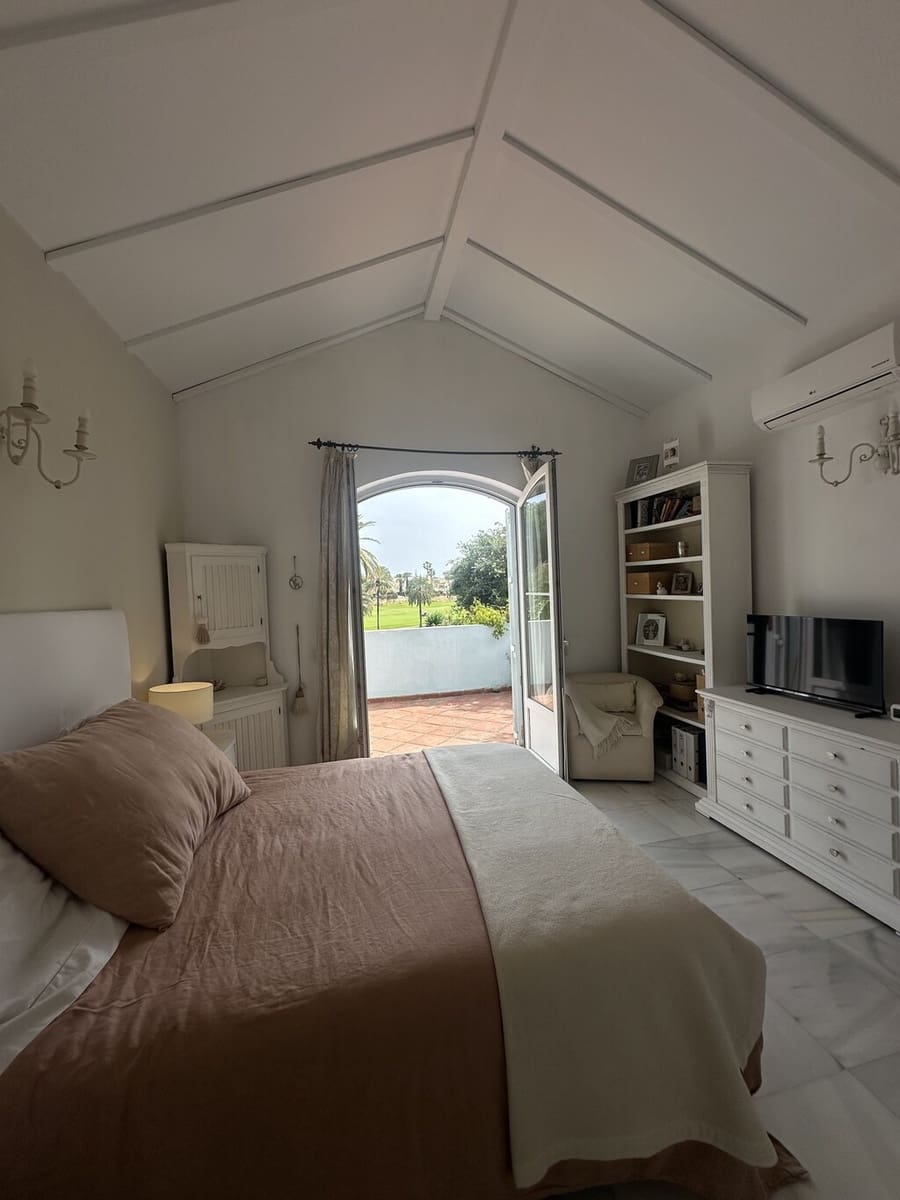 3 bedroom Villa for sale in Guadalmina - € 947,000 (Ref: 9705099)