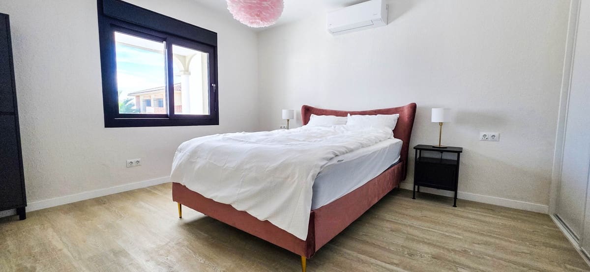 4 slaapkamer Villa te koop in Manilva met zwembad - € 935.000 (Ref: 9705100)