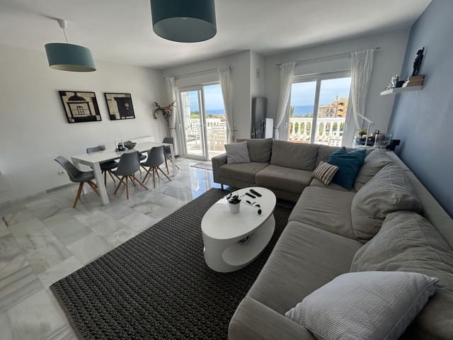 Chalet de 6 habitaciones en Calahonda, Mijas en venta con piscina - 995.000 € (Ref: 9705101)