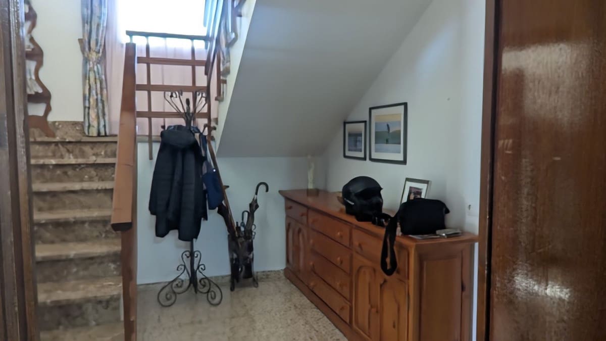 5 bedroom Villa for sale in Alhaurin de la Torre - € 724,990 (Ref: 9705102)