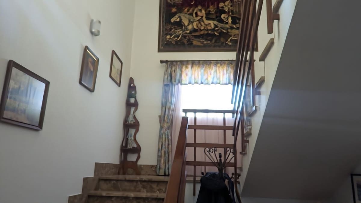 5 bedroom Villa for sale in Alhaurin de la Torre - € 724,990 (Ref: 9705102)