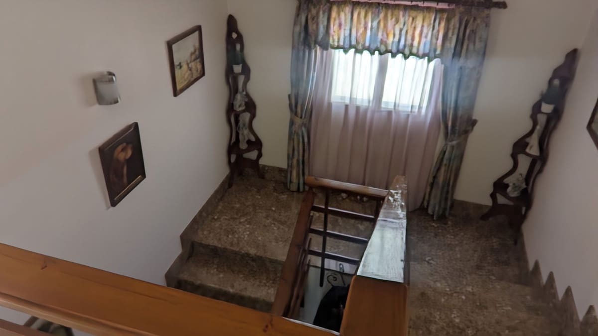 5 bedroom Villa for sale in Alhaurin de la Torre - € 724,990 (Ref: 9705102)