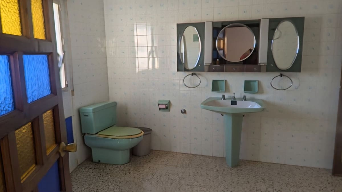 5 bedroom Villa for sale in Alhaurin de la Torre - € 724,990 (Ref: 9705102)