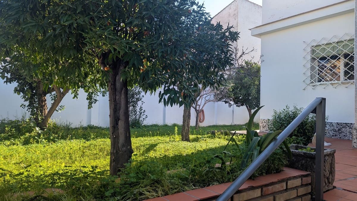 5 bedroom Villa for sale in Alhaurin de la Torre - € 724,990 (Ref: 9705102)