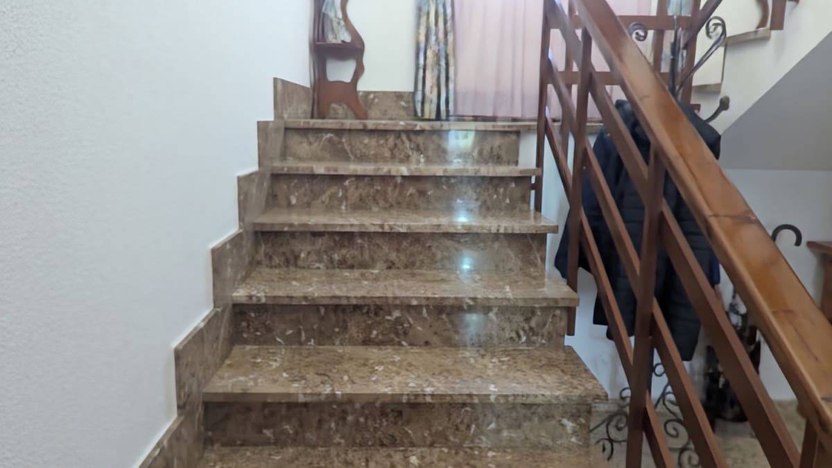 5 bedroom Villa for sale in Alhaurin de la Torre - € 724,990 (Ref: 9705102)