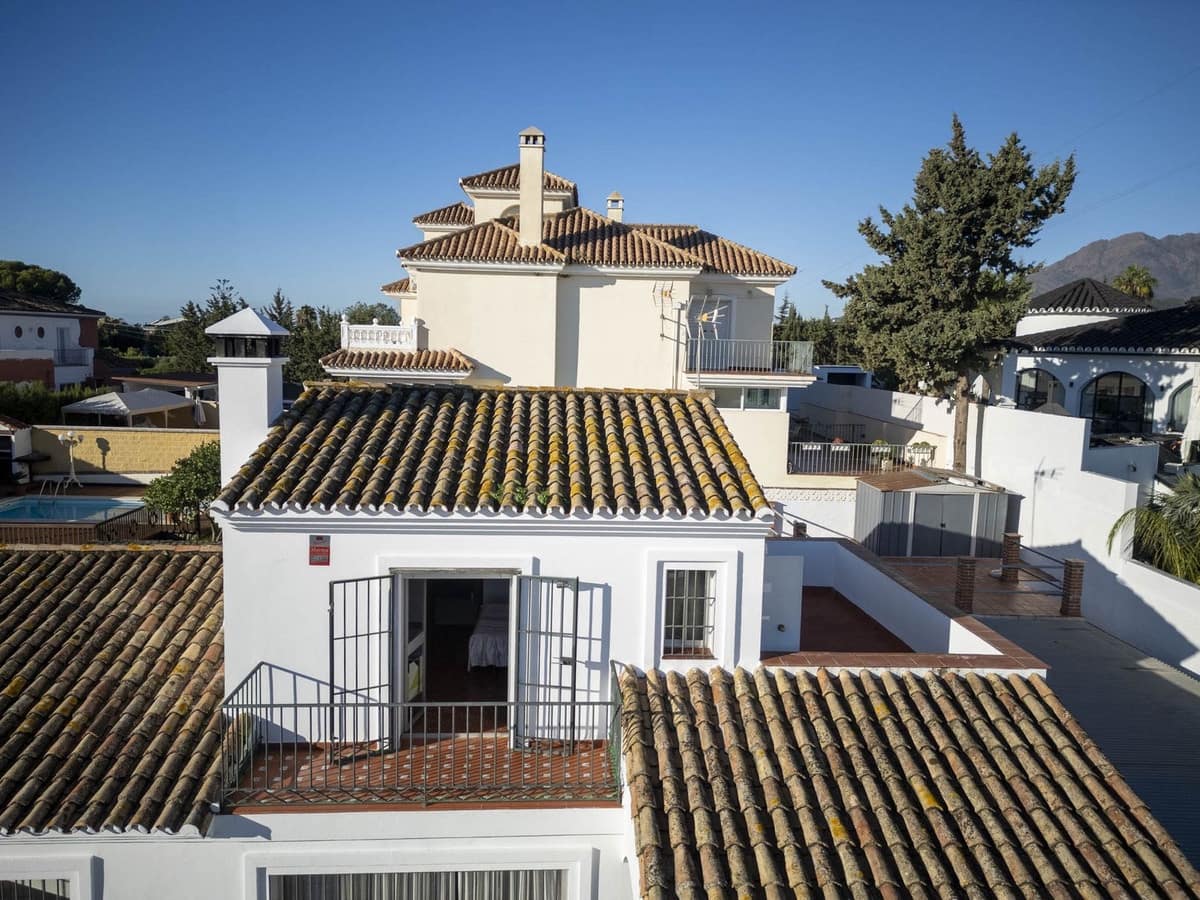 3 camera da letto Villa in vendita in Estepona con piscina garage - 988.000 € (Rif: 9705103)